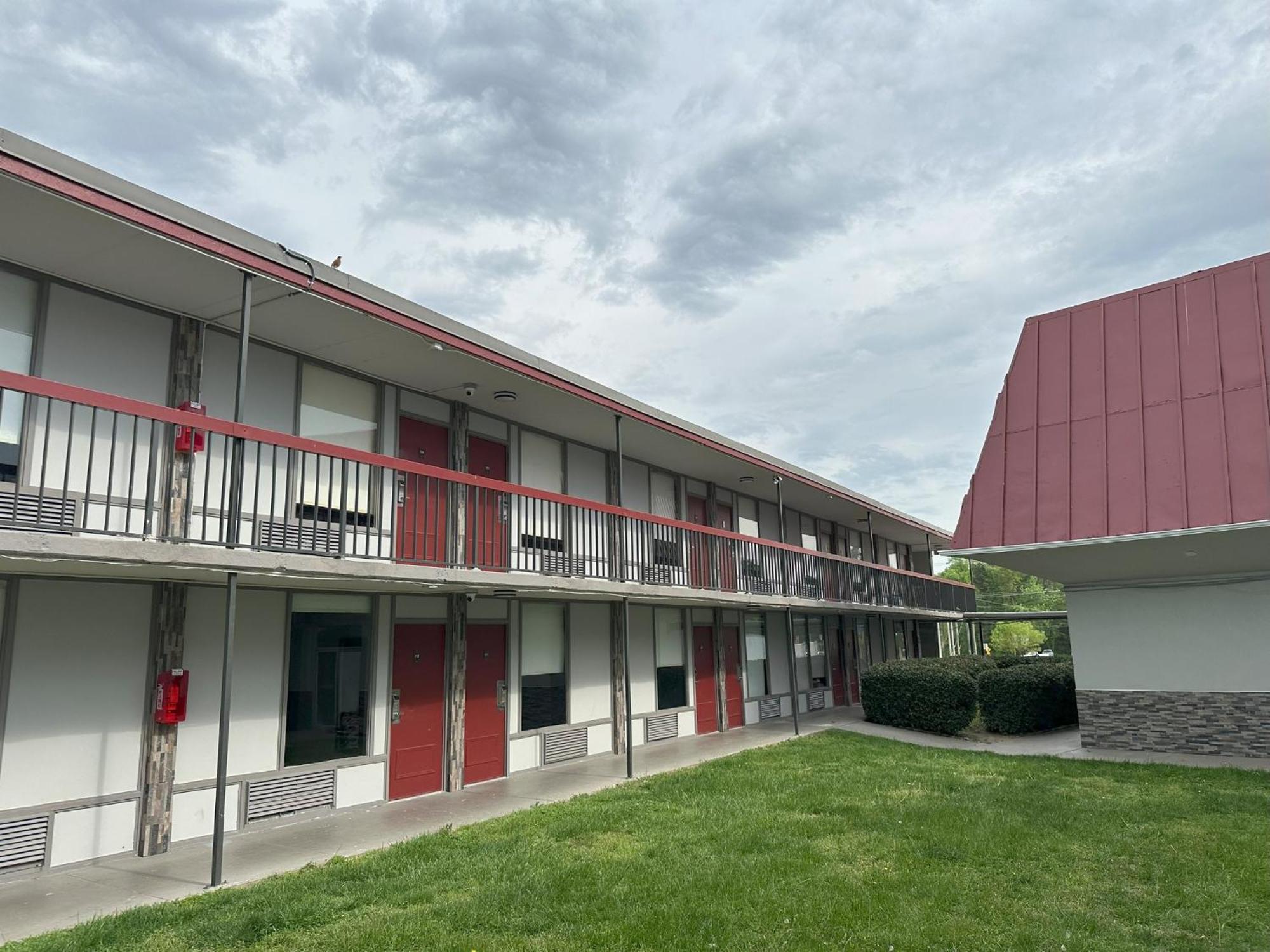 Red Roof Inn Richmond, Va Buitenkant foto